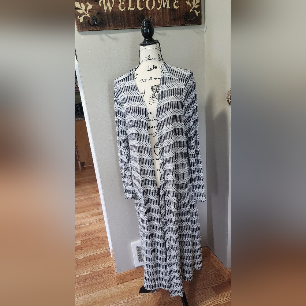 Lularoe sweater
